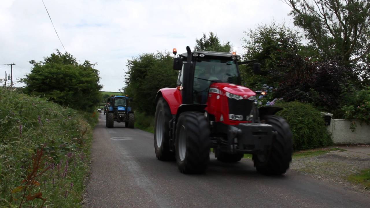 Crossmahon Bandon Macra Charity Tractor Run. YouTube