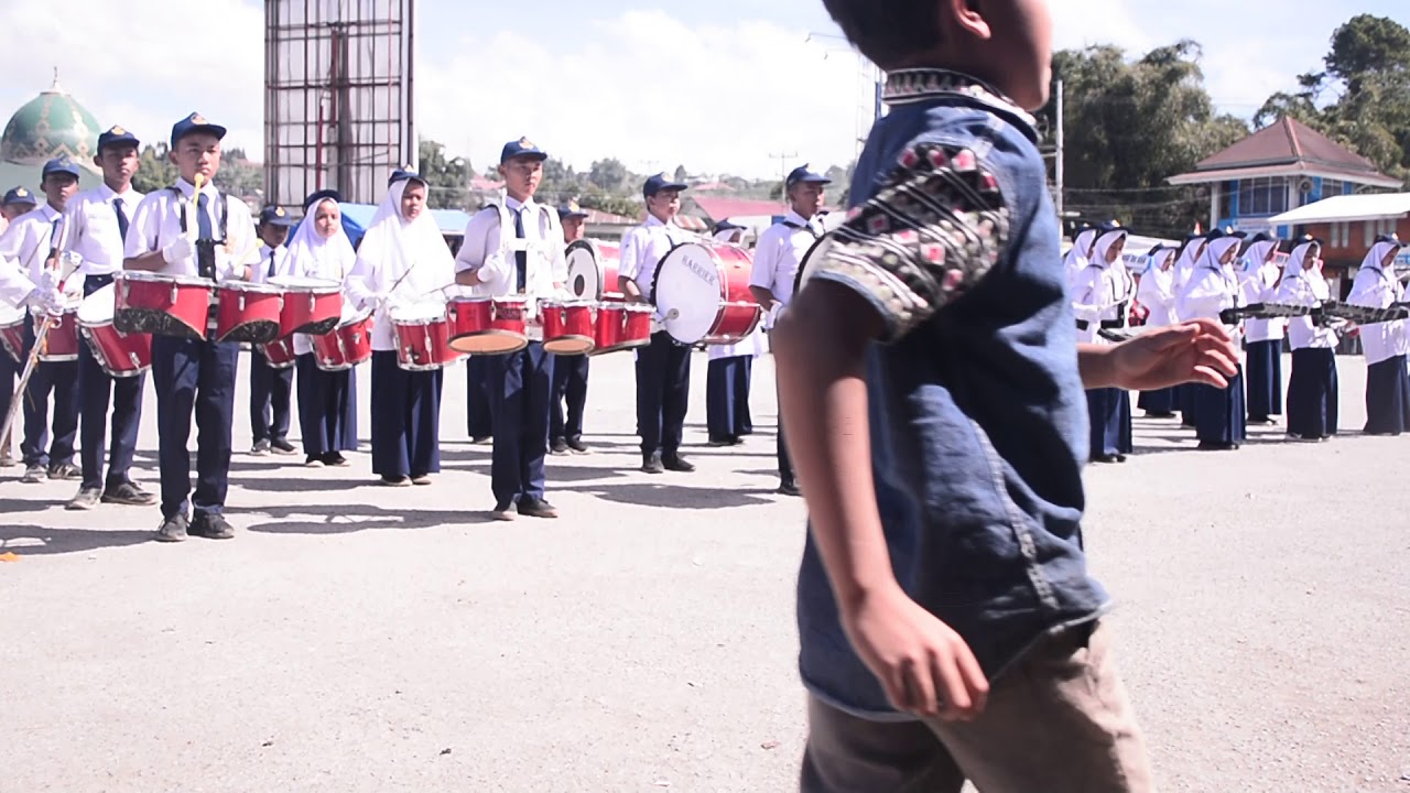 DRUMBAND SMP N 1 LEMBAH GUMANTI ( Lomba Musik Upacara )