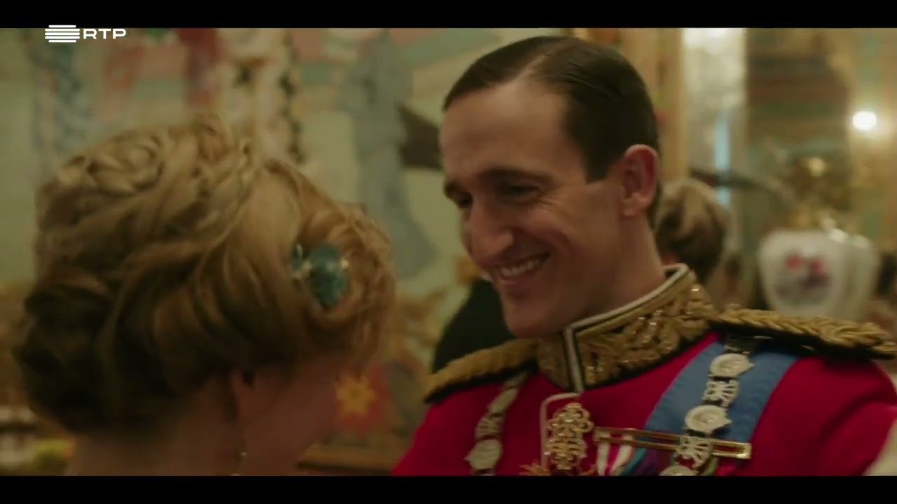 Victoria Eugenie of Battenberg and Alfonso XIII of Spain dance and become smitten with each other