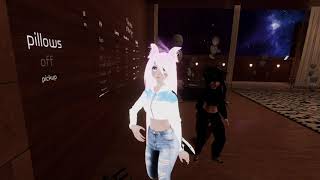 Dancing In Vrchat
