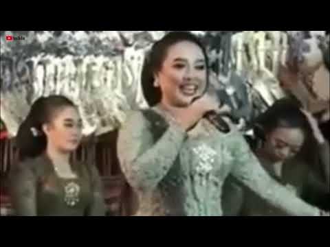 TERBARU..!! EKA UGET UGET FEAT TATIN TEMBANG PODANG KUNING