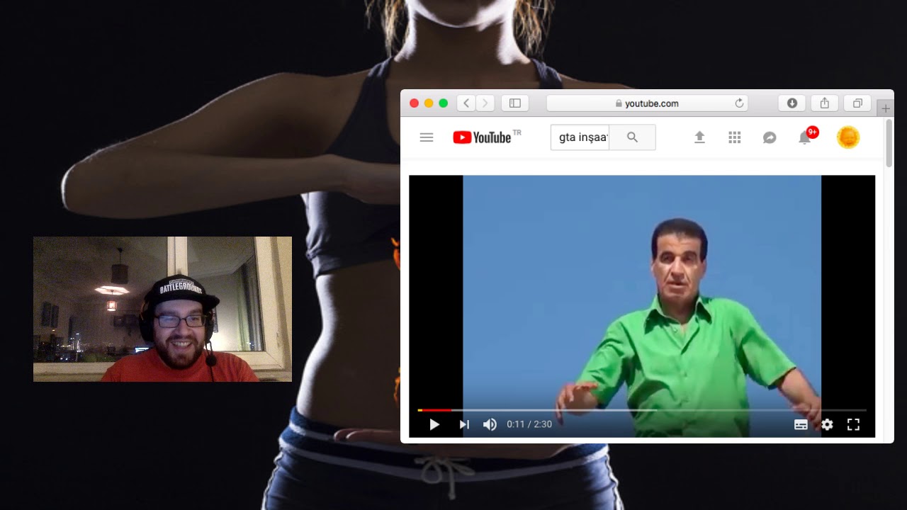 Base 42 Berk - Akıllara Zarar İnşaat Reklamı İzliyor