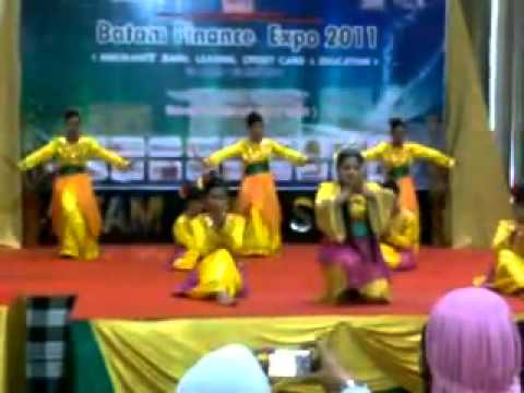 tari putri bekhusek