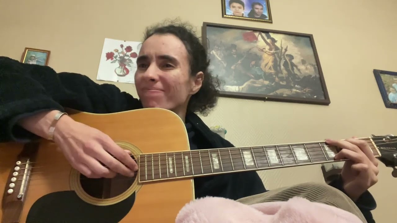 Day 707 with a guitar - back to France