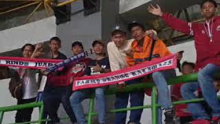 Download Lagu Gondal gandul - Football For Unity MP3