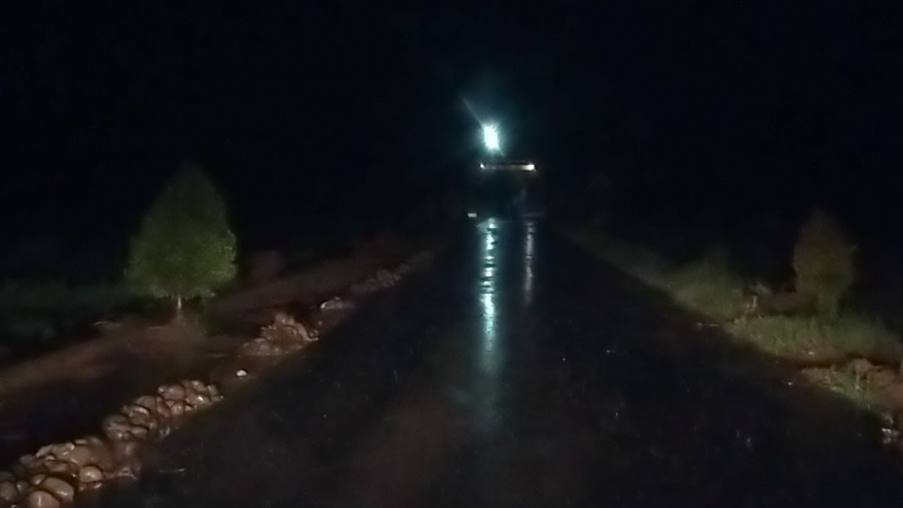 Jalan 2 Tengah Malam Hujan Deras