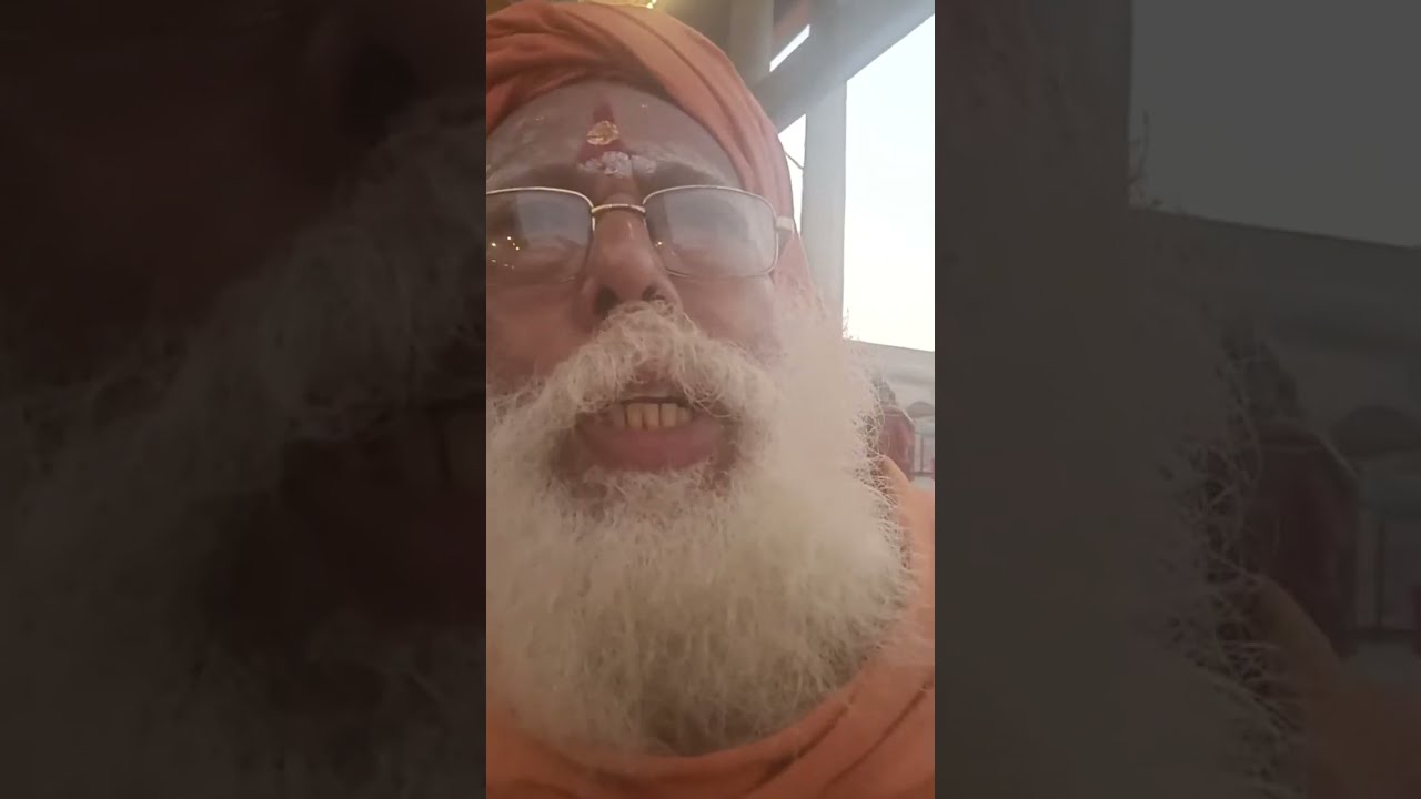 சிதம்பரம் நடராஜர் கோவிலில் நிவேத்தியம் செய்த பிரசாதம் வழங்கப்பட்டதுபுலிப்பாணி பரசுராமன் சித்தர் 