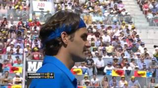 Federer gives the scientific explanation why the ball bounced twice