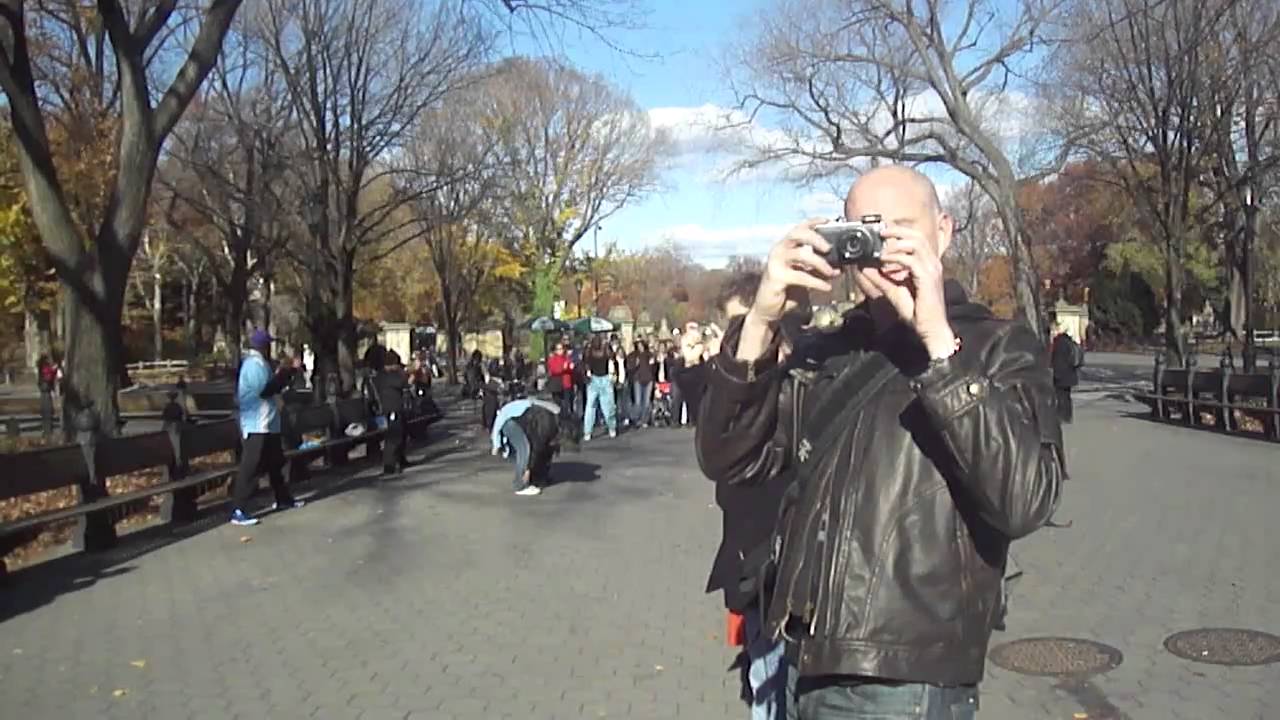 Artistas de rua no Central Park - FUSCA QUE TE ASSUSTA