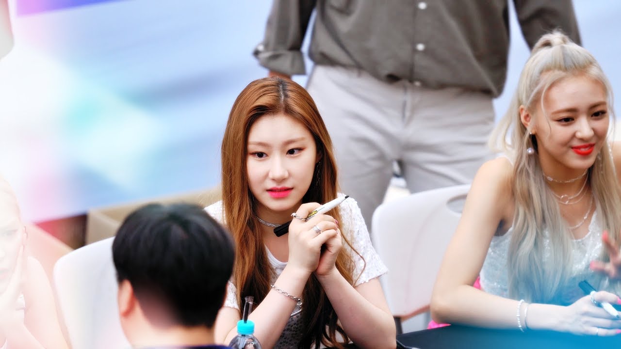 있지(ITZY) 채령(CHAERYEONG) 팬싸인회 Fansign 4k Real Fan Cam 190825@코엑스