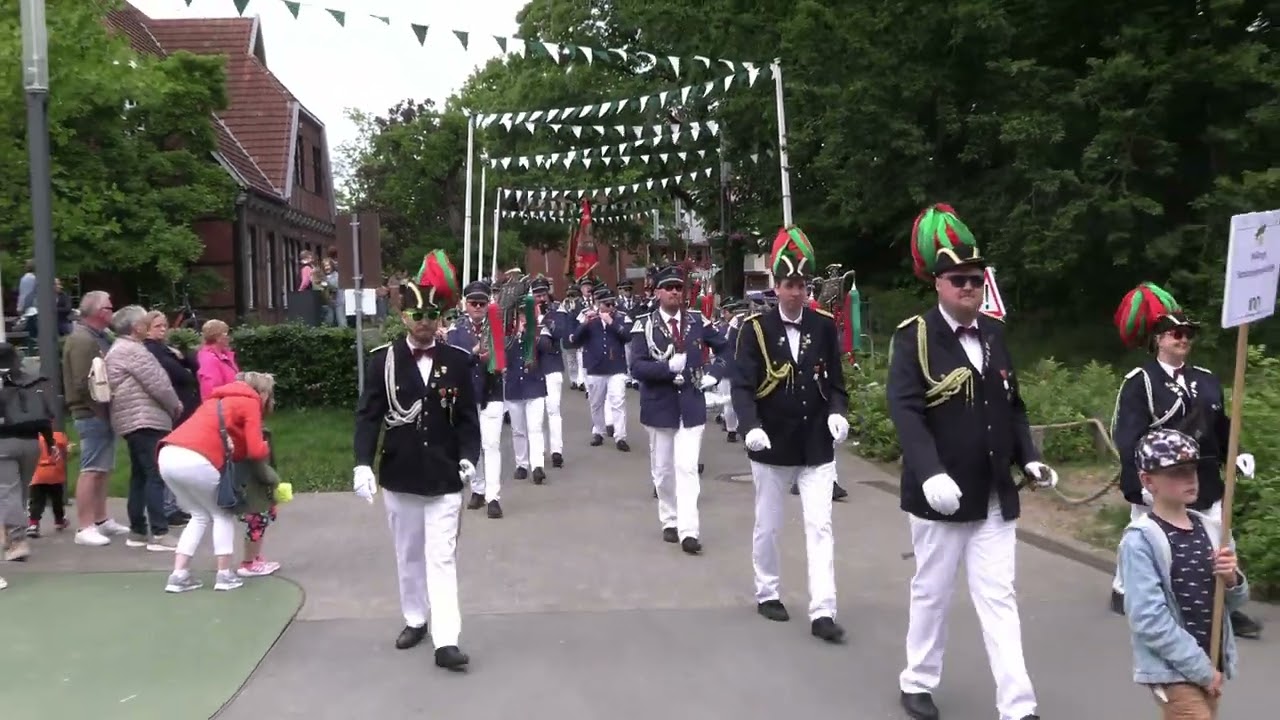 Einmarsch 100 Jahre Berger Spielmannszug 2025