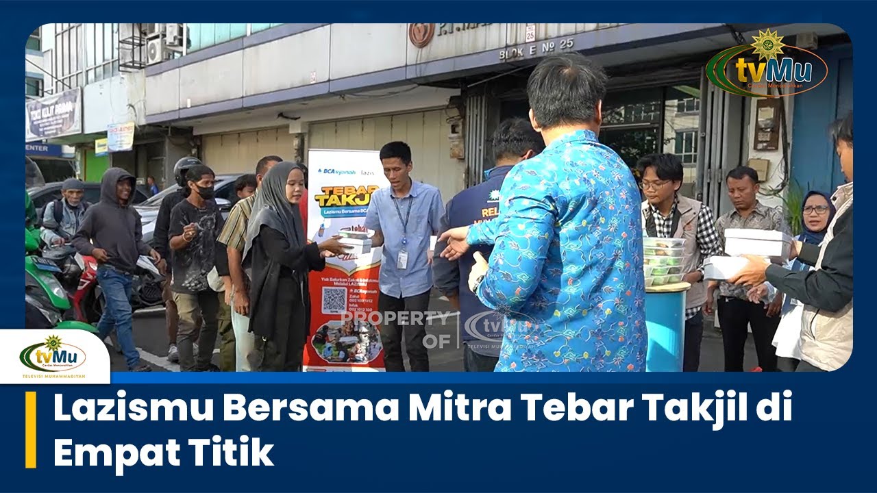 Lazismu Bersama Mitra Tebar Takjil di Empat Titik - YouTube