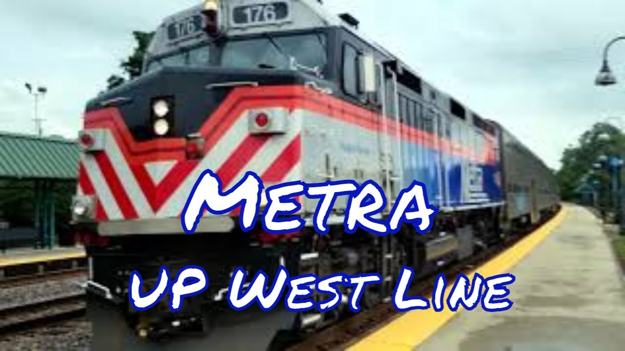 railfanning-in-winfield-illinois-wb-metra-train-at-the-winfield
