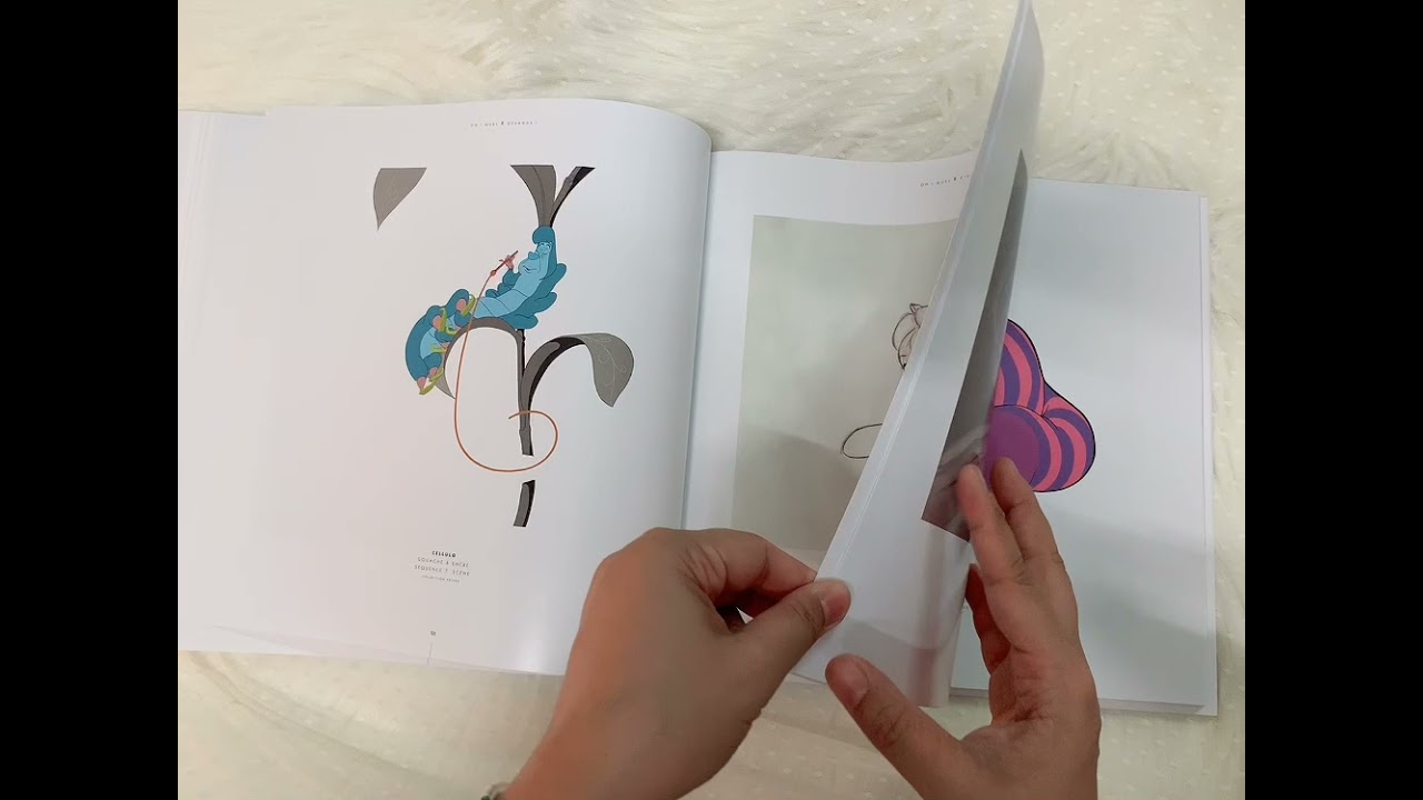 Alice au Pays des Merveilles(French Édition)  by est_disney (Disney Book)