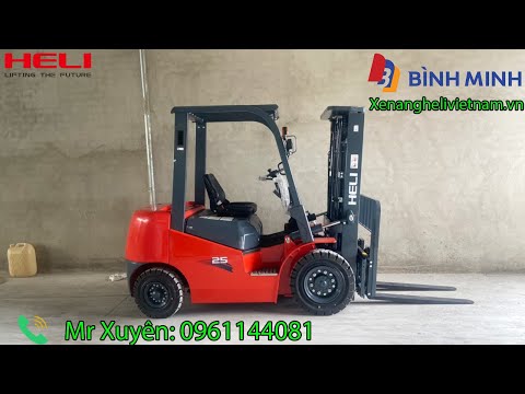 Video [ THAO TÁC] Xe nâng dầu 2.5 tấn Heli nâng hạ hàng hóa... - youtube