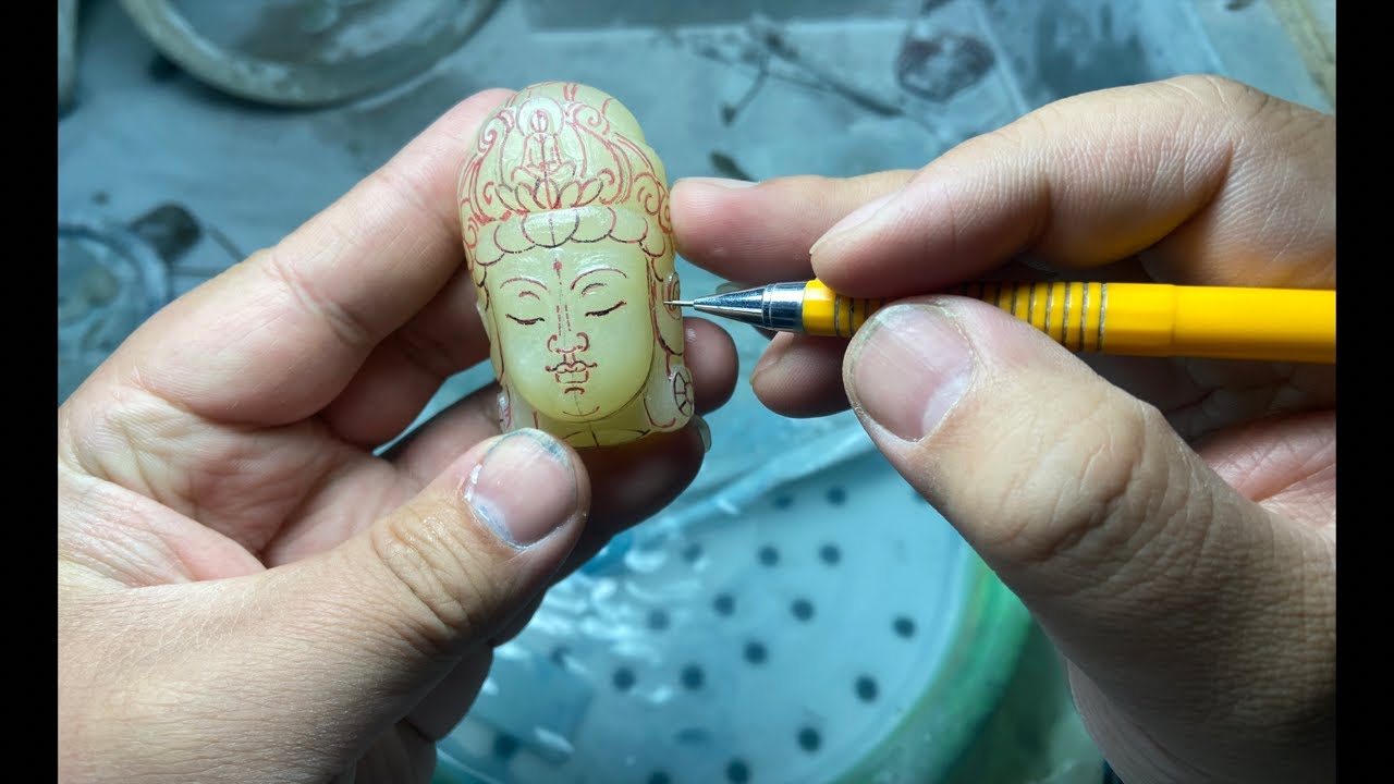 翡翠⭕️清代玉雕芸術　大判カラー写真解説本　カバー、函付　中英解説付 翡翠⭕️清代玉雕芸術 大判カラー写真解説本 カバー、函付 中英