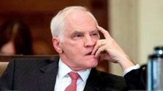 Who will replace Daniel Tarullo at the Federal Reserve?