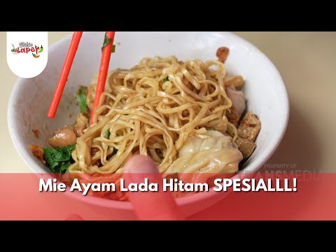Mie Ayam Kuah Hitam