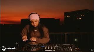 InQfive - Midnight Groove (Tech Mix)