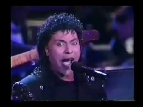 Little Richard ** Good Golly Miss Molly** (LIVE)