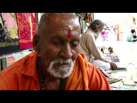 Octogenarian Shri Mangal discussing Traditional Ri...