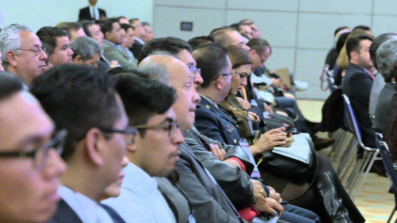 Inauguración Expo Compras de Gobierno 2015 color defensa y justicia