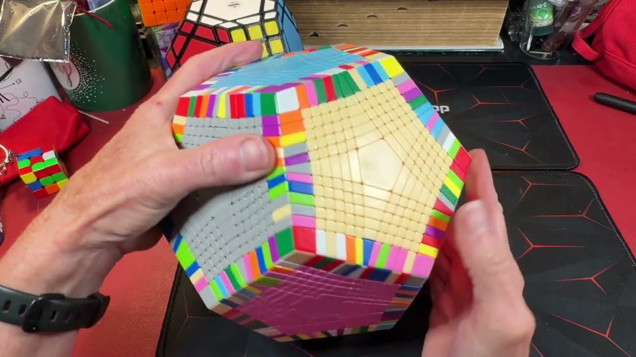 13x13 Zettaminx Tutorial Part 12: solving the innermost 3 pieces