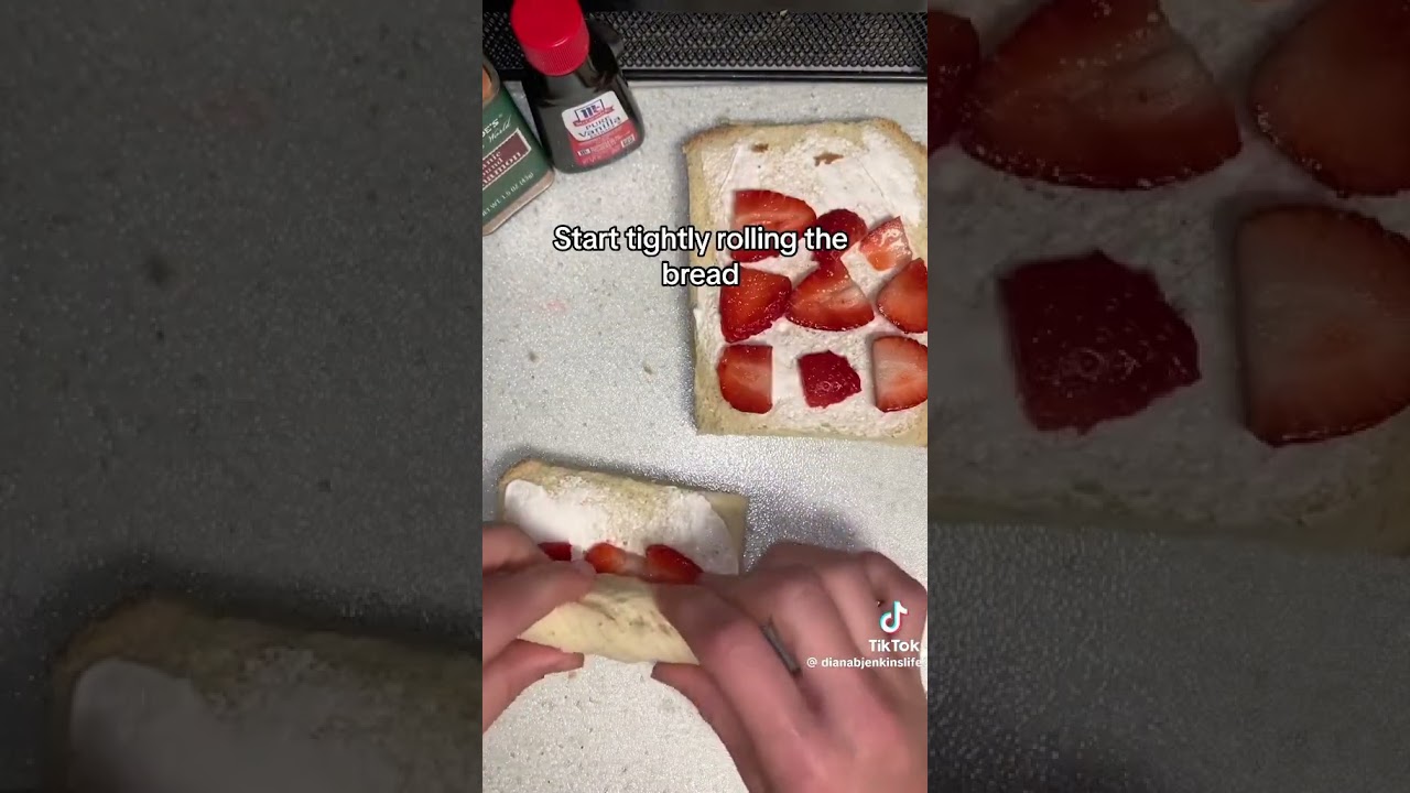 Strawberry cream cheese french toast roll ups 