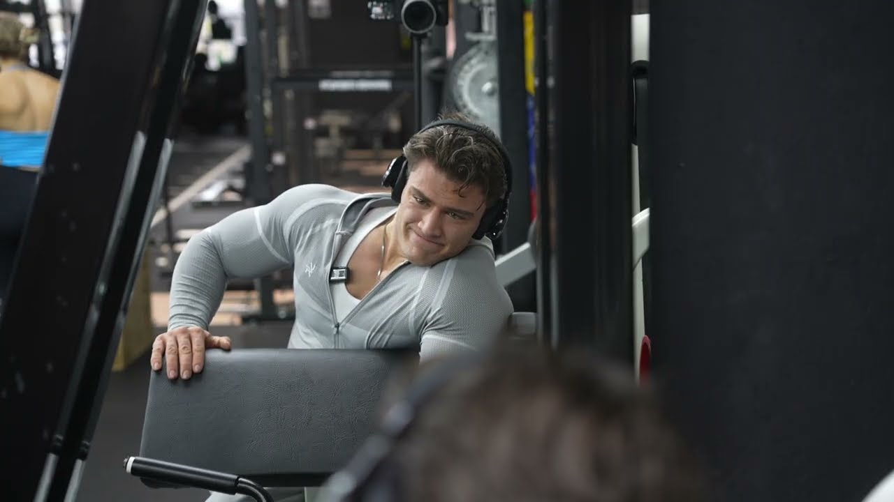 Something I normally wouldn't post - RAW backday - Prep 10 weeks out