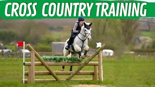 FIRST EVER CROSS COUNTRY TRAINING WITH MY NEW HORSE | AD