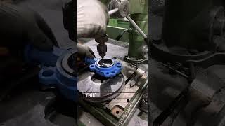 How is a wafer butterfly valve assembly？