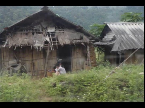 Sapa Bus Trip to Dien Bien Phu Vietnam (Sept 2009) Part 1