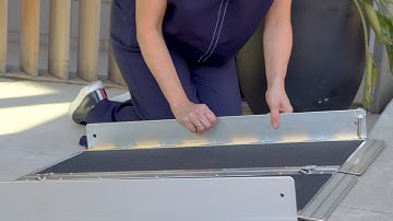 Q-assist 900mm Portable Folding Wheelchair Ramp With Carry Bag