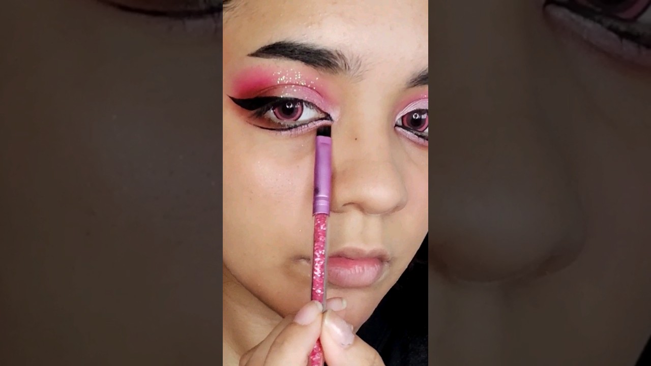 maquillaje para ser la más poderosa en tu comida navideña x  @MislensOfficial 💖💕