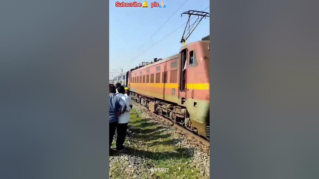 Railway me train parting ka kya mtlb hota hai🤔 fact indiarailway 