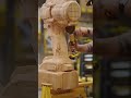 Proses mengamplas kerajinan patung kayu menggunakan mesin khusus #shorts