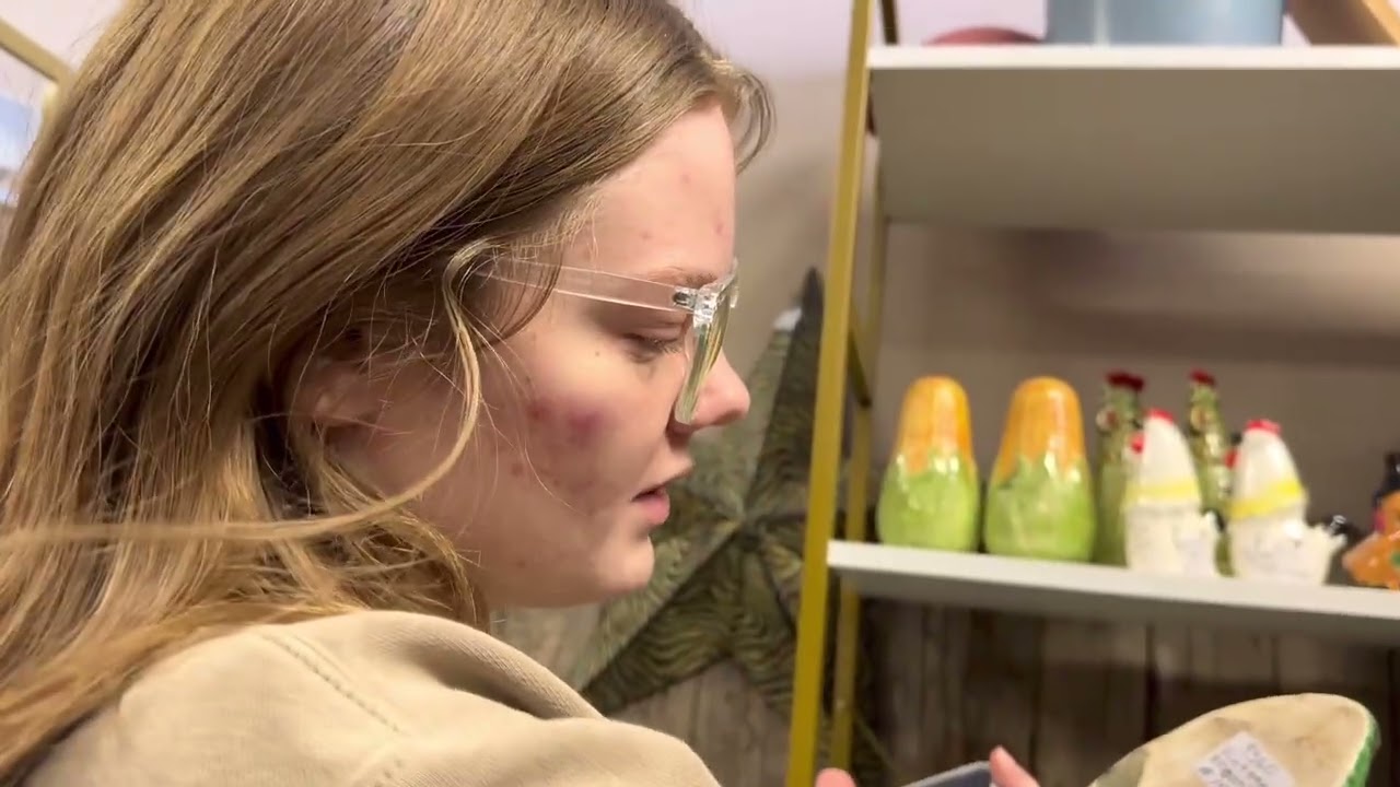 HOW MANY thrift stores in ONE DAY?! 