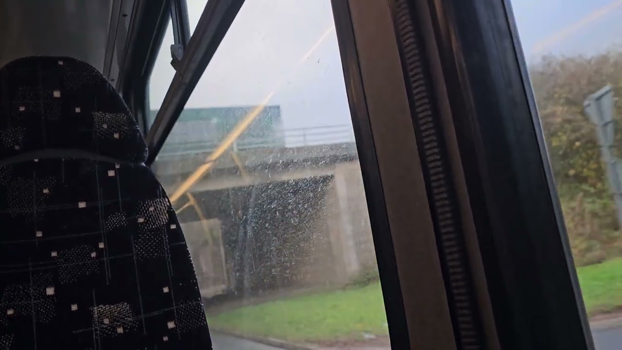 Lothian Country Buses Volvo B9TL 848 MXZ 1758