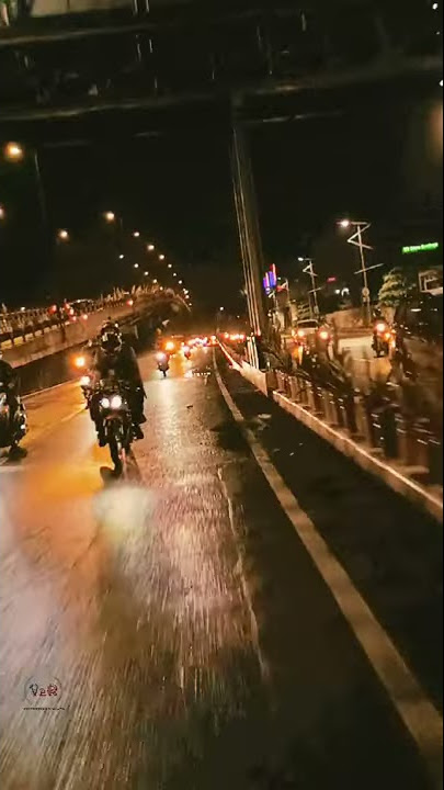 Jalan jalan malam hari di surabaya selatan | lagu yang lagi viral di tiktok| status wa| story wa