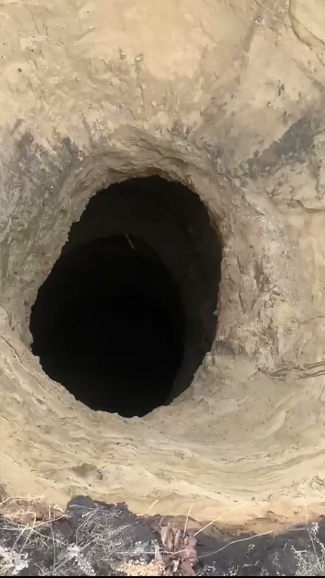 Mysterious Deep Bottomless Hole Formed in Open Field