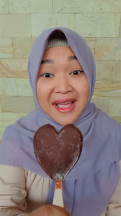#SHORTS | Makan es krim cokelat kesukaan 😋😋😋 LEZAT