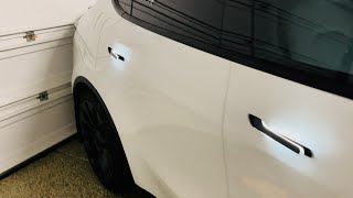 Tesla Model Y Hansshow Soft Closing Doors! Must NEEDED Improvement!