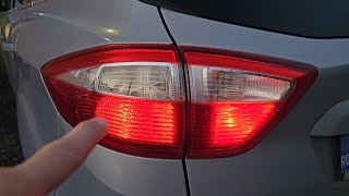 Ford C-Max - How to change the brake and tail light bulb