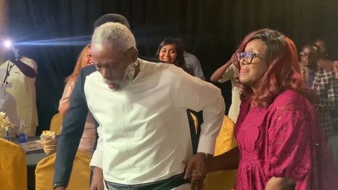 Veteran Actor Olu Jacobs receiving his award for Lifetime achievement awards at AFRIFF Awards 2021 - YouTube