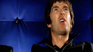 Video thumbnail of "Oasis - Noel & Liam about Acquiesce"