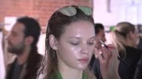 Hailey Bieber sits front row at Zadig and Voltaire fashion show