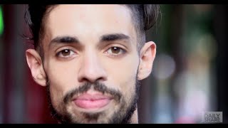 The barber who lives his life with Tourette syndrome
After being diagnosed with Tourette syndrome at age 23, David learned how to overcome his constant twitches and can now be found at Tomcats barbershop.
Subscribe to TDS here: http://bit.ly/TDSsubscribe
News, information, enlightenment. Welcome to The Daily Share.
Follow TDS here:
Website: http://tds.hlntv.com
Facebook: http://facebook.com/thedailyshare
Twitter: http://twitter.com/TheDailyShare
Tumblr: http://thedailyshare.tumblr.com
Instagram: http://instagram.com/thedailyshare
Vine: http://vine.co/thedailyshare
Produced by:
Jason Basso
Michael Byhoff
Directed by:
Jon Sarlin The barber who lives his life with Tourette syndrome