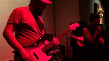 HAIRSPRAY QUEEN @ Machines with Magnets - Pawtucket, RI - 9/23/2016