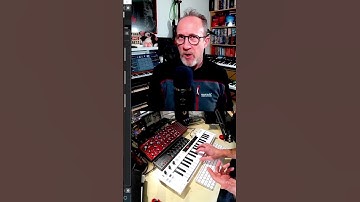 Polyphonic Vs. Paraphonic - same synth, same notes, but sound very different !