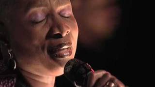 Video thumbnail of "Angelique Kidjo - Petite Fleur - unplugged"